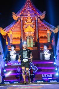 BIB: 2008, 9166
                            <button type="button" onclick="openModal(22347357)" class="btn btn-primary btn-sm float-right btn-popup" data-toggle="modal" data-target=".modal-high-quality">
                        <i class="fas fa-shopping-cart"></i> Add to Cart
                    </button>
                                            <button type="button" onclick="isThisMe(22347357, true)" class="btn btn-success btn-sm float-right btn-popup btn-isme hidden" data-toggle="tooltip" data-placement="bottom" title="นี่คือรูปของคุณใช่ไหม คลิกที่นี่เพื่อเอาเข้าอัลบั้ม">
                        <i class="fas fa-plus"></i> Add to album
                    </button>
                    <button type="button" onclick="isThisMe(22347357, false)" class="btn btn-warning btn-sm float-right btn-popup btn-isnotme hidden">
                        <i class="fas fa-ban"></i> Remove from album
                    </button>